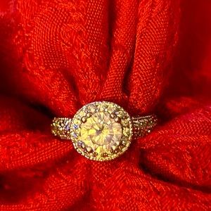 Premier Designs Limited Edition Laura Ring Sz. 7